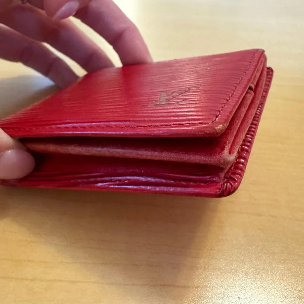 Louis Vuitton LV Red Epi Porte-Monnaie Boite Accordion Coin Box Vintage Luxury